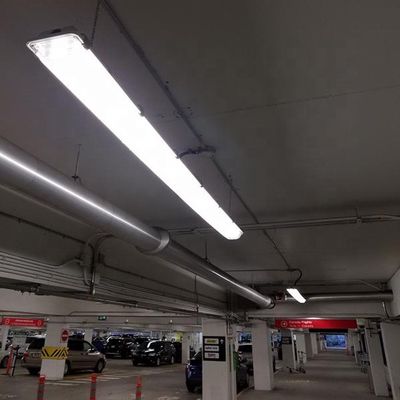 Deckeninstallation 110W 8FT Led-Drei-Wetterbeständig Dampf-Tight-Licht für die Farm