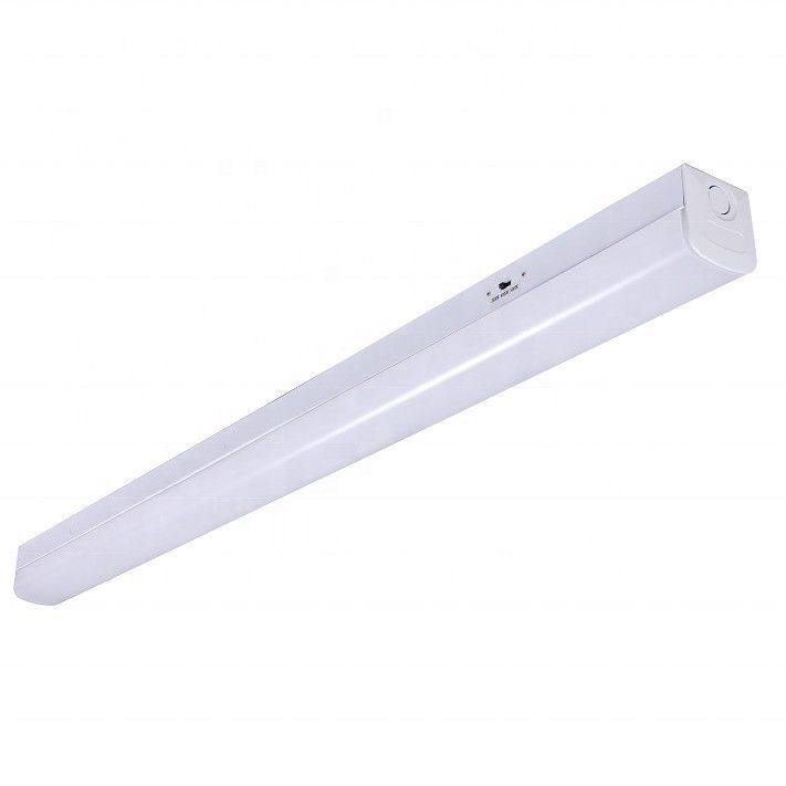 PC-Material 25W 3CCT 2FT LED-Battenleuchten für kommerzielle und industrielle Zwecke