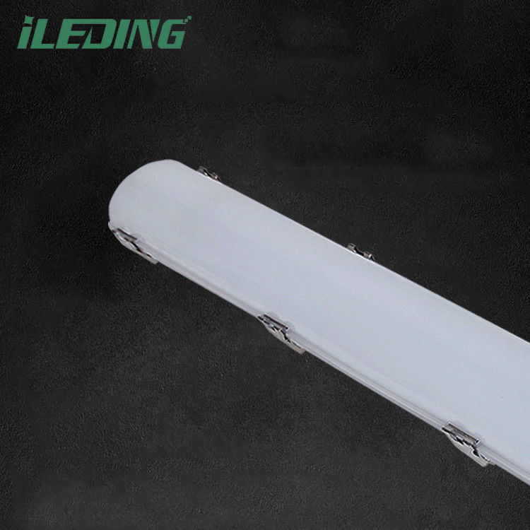 ETL DLC 36W 46W 65W 4ft LED-Dampf-Tight Light IP66 wasserdicht CRI 80 ohne Lampe