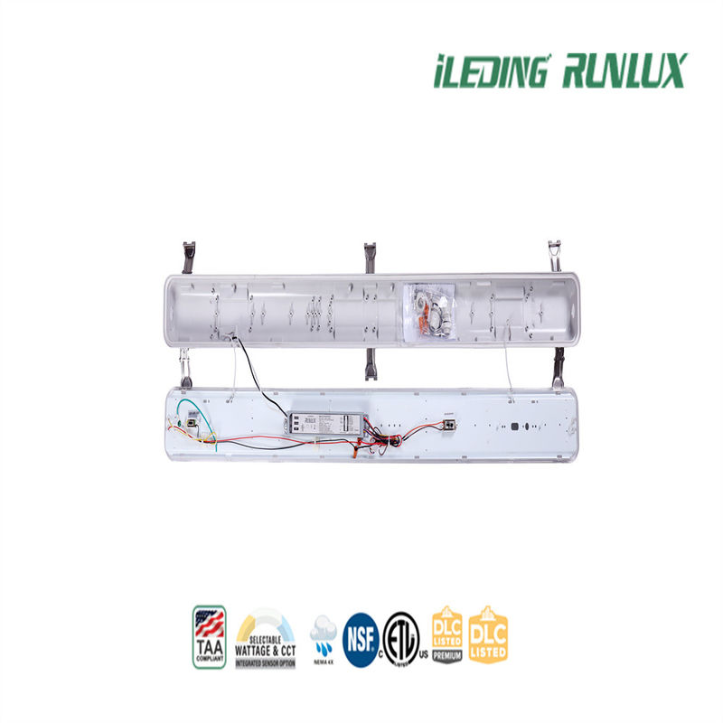 IP66 Polycarbonat-LED-Dampfstrahl mit wechselbarer Farbtemperatur